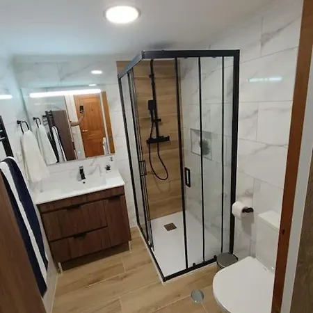 - Sun, Pool And Marina View! * Albufeira