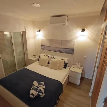 - Sun, Pool And Marina View! Албуфейра